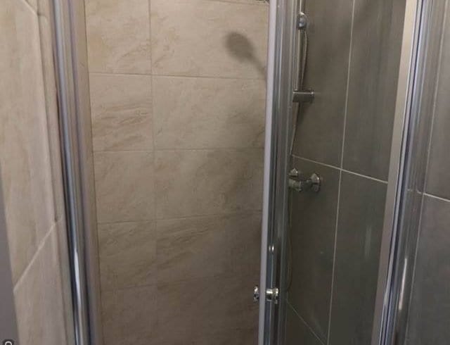 Crystal & Co - Studio flat for rent in West Drayton - UB7