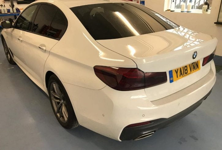 Geamuri fumurii & folii Auto omologate in Londra UK