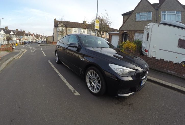 Vand Auto BMW 520 GT 2013 in Newham Londra
