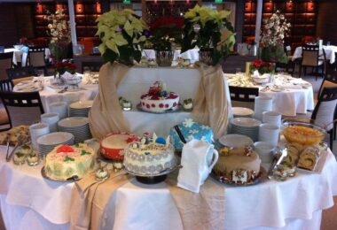 Torturi Si Prajituri Pentru Aniversari In Birmingham, UK