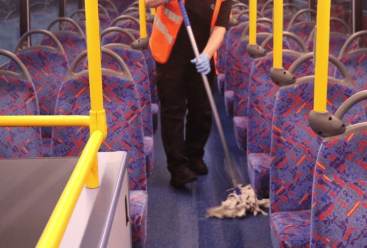 Personal Curatenie in Depouri de Autobuze in UK Personal Curatenie in Depouri de Autobuze in UK