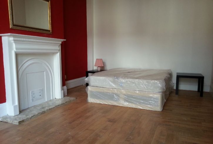 Camere single, duble, king si locuri in Estul Londrei