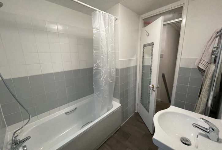 Inchiriez Maisonette 2 Dormitoare in Barnet EN5