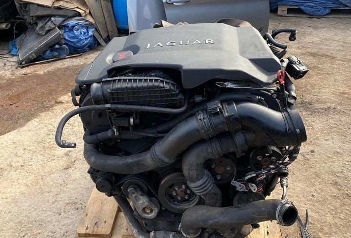 Motor Complet + Cutie Viteze Jaguar XF 2.7D in South Ockendon