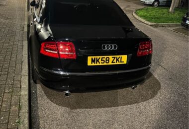 Vand Masina Audi A8 In Londra, UK