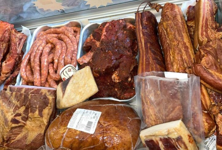 Macelarie Si Magazin Traditional Romanesc In Birmingham, UK