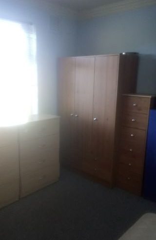 Inchiriez 2 camere duble intr-o casa foarte spatioasa in Welling Bexley DA16