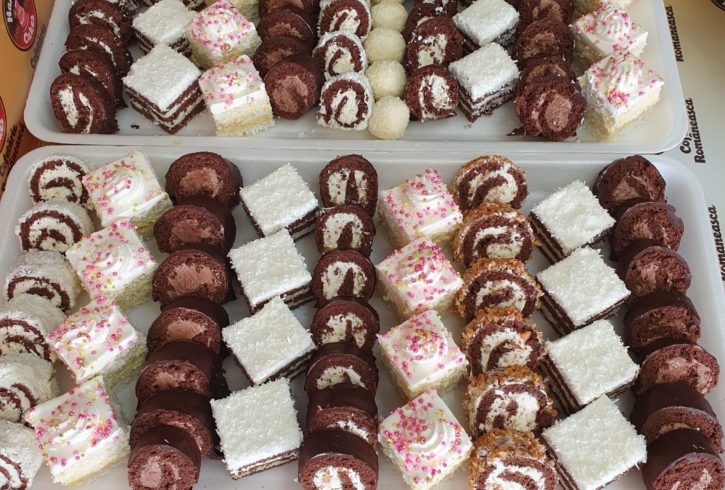 Produse De Patiserie, Cofetarie, Torturi In Kingsbury, Londra