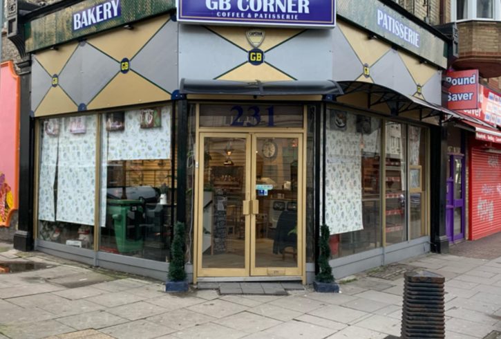 Gb Corner - Patiserie Si Brutarie Românească In Brent, Londra