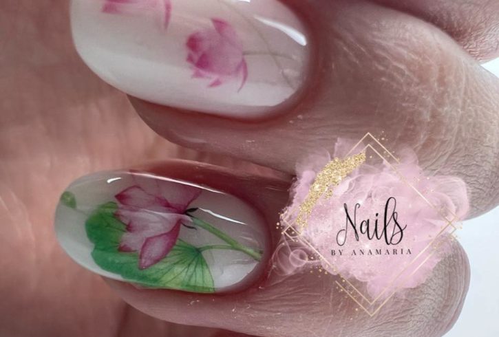 Manichiura Si Pedichiura Cu Gel In Manchester, UK