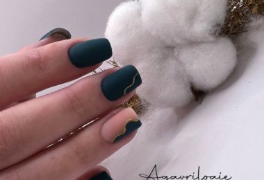 Manichiura Unghii Cu Gel In Manchester, UK