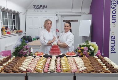 Torturi Si Prajituri De Casa La Comanda In Castleton, UK