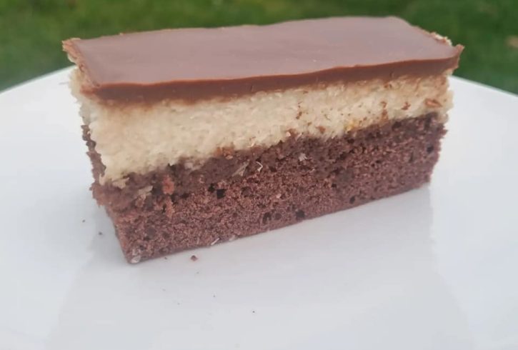 Torturi Si Prajituri De Casa La Comanda In Castleton, UK