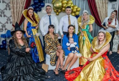 Ursitoare Pentru Petreceri De Botez In West Midlands, UK