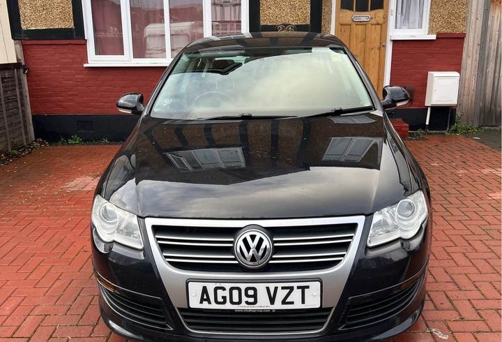 Vand Masina Volkswagen Passat R In Londra, UK