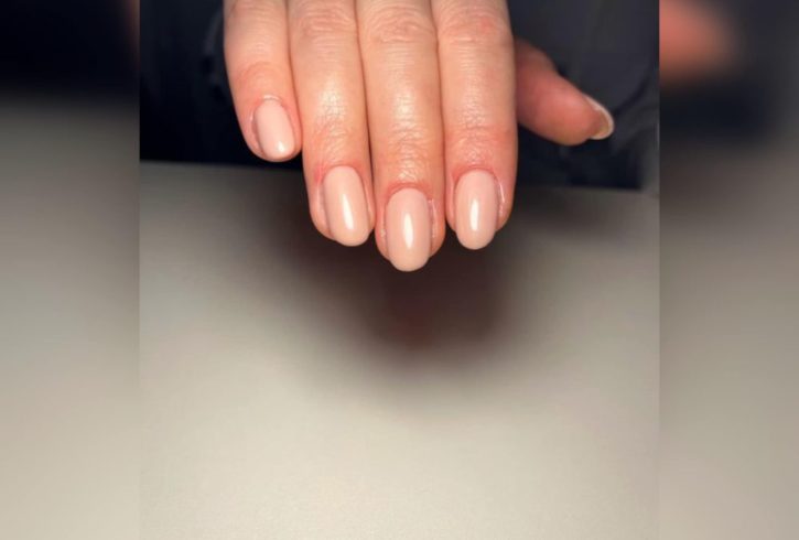 Prestez Servicii De Manichiura In Ilford, Londra