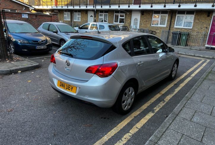 Vand Masina Vauxhall Astra In Leyton, Londra