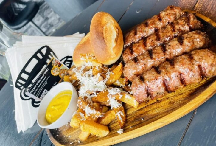 Restaurant Romanesc Colosseum Shaorma in Erdington, Birmingham pe ROLO