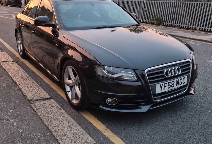 Vand Masina Audi A4 In Barking, Londra