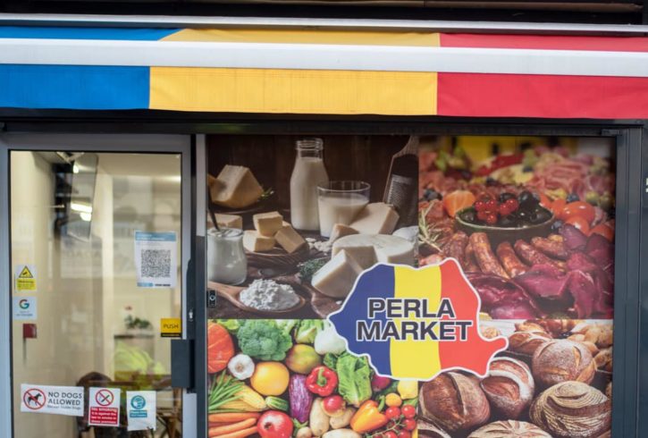 Magazin Traditional Romanesc In Forest Gate, Londra