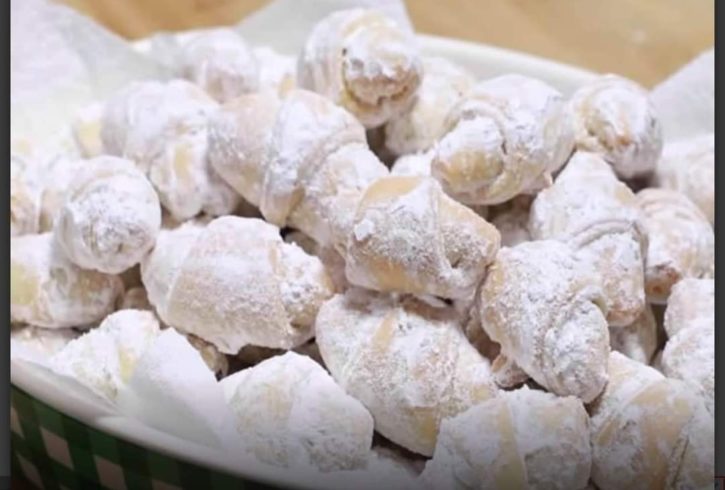 Prajituri Traditionale Romanesti De Casa La Comanda In Londra, UK