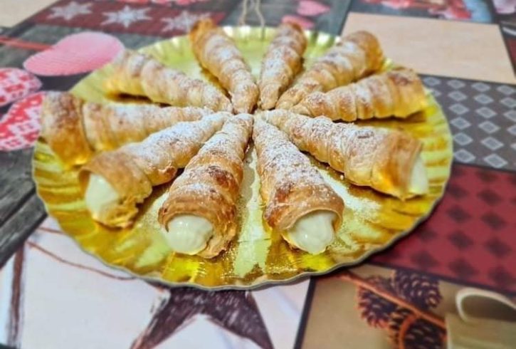 Prajituri Traditionale Romanesti De Casa La Comanda In Londra, UK