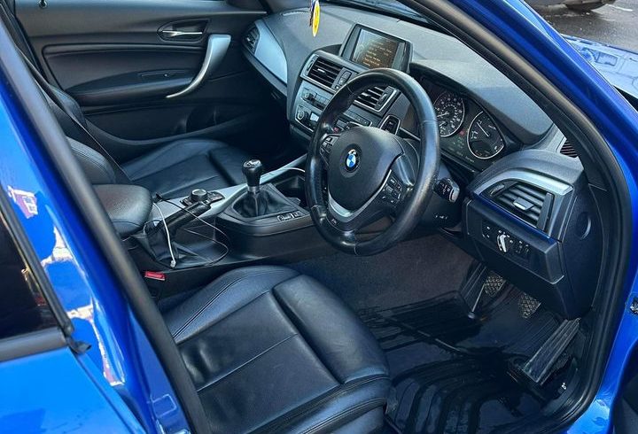 Vand Masina BMW Seria 1 In Iver, UK