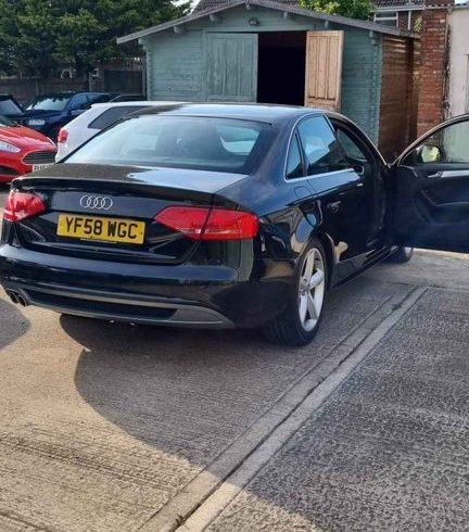 Vand Masina Audi A4 In Barking, Londra