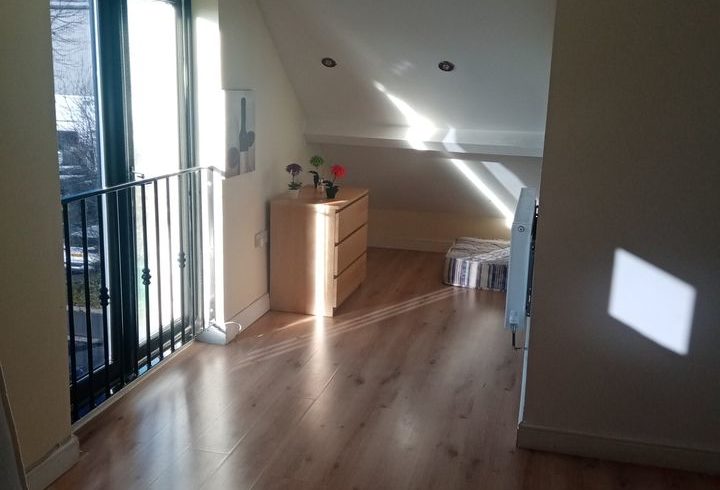 Chirie Casa Cu 5 Dormitoare In Wolverhampton, UK