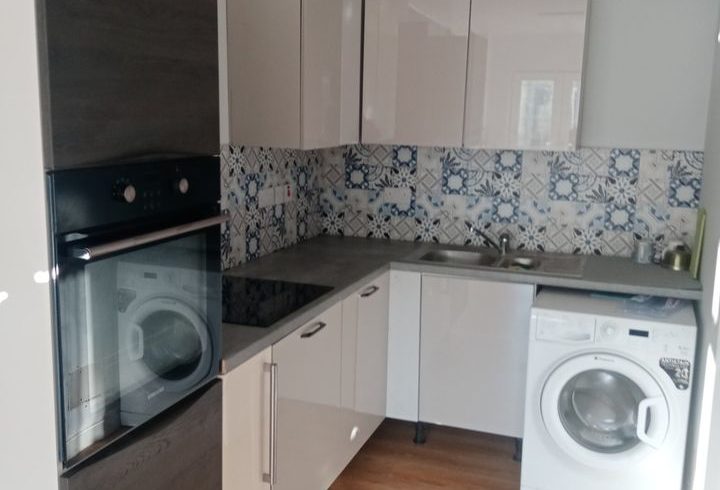 Chirie Casa Cu 5 Dormitoare In Wolverhampton, UK