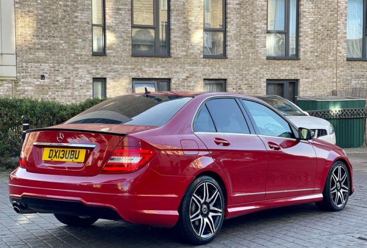 Vand Masina Mercedes-Benz C-Class In Londra