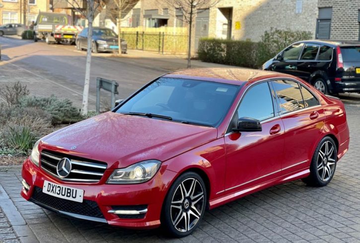 Vand Masina Mercedes-Benz C-Class In Londra