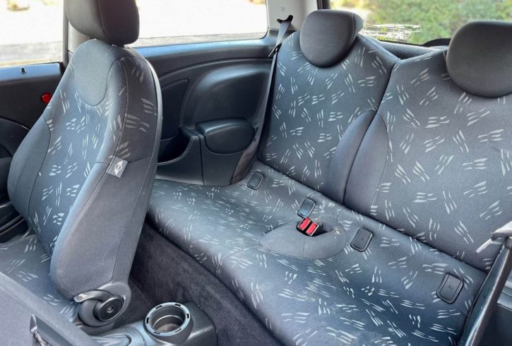 Vand Masina Mini Cooper In Londra, UK