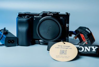 Vand Aparat Foto Sony ZV-E10 In Ilford, Londra