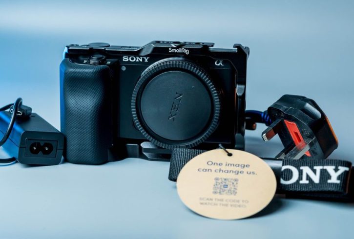 Vand Aparat Foto Sony ZV-E10 In Ilford, Londra