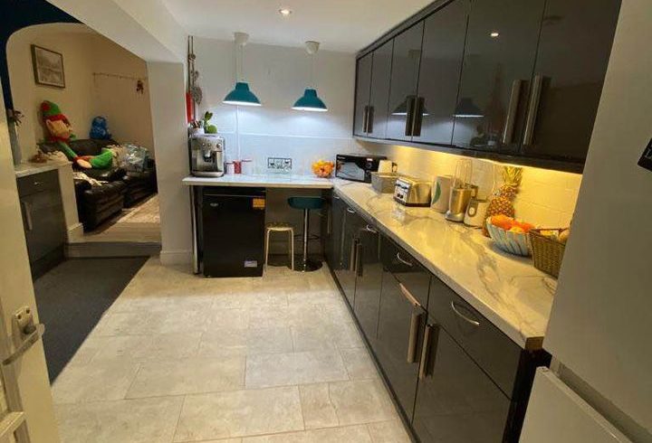 Chirie Camera Single In Edmonton Green, Londra