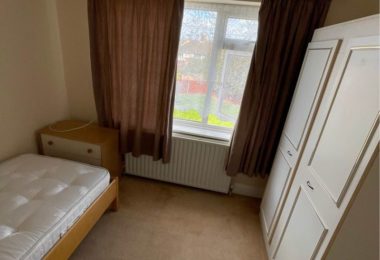 Chirie Camera Single Medie In Colindale, Londra