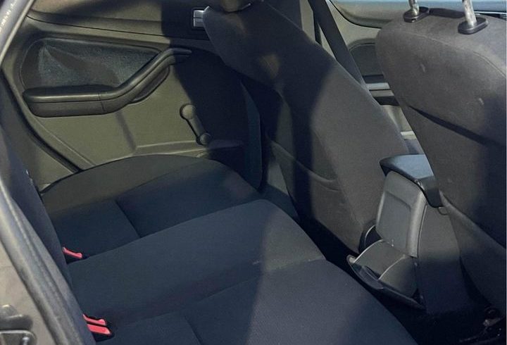 Vand Masina Ford Focus In Londra, UK