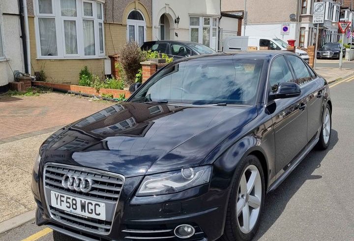 Vand Masina Audi A4 In Barking, Londra