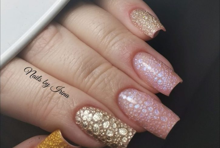 Aplic Unghii Cu Gel In Telford, UK