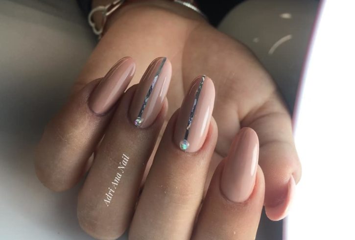 Aplic Unghii Cu Gel In Romford, Londra