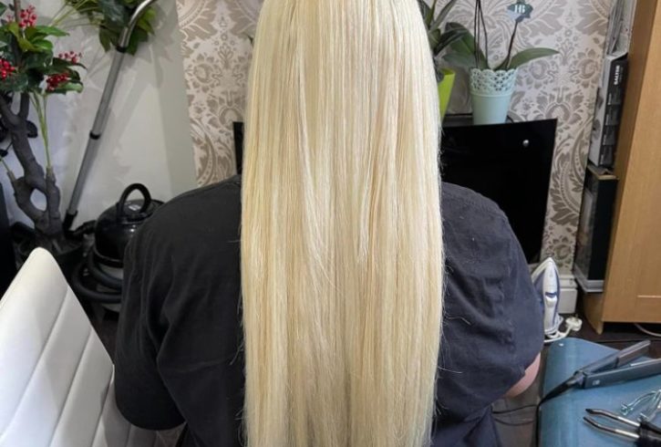 Servicii De Coafor In Londra, UK