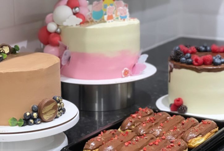 Torturi Si Prajituri De Casa Asortate La Comanda In Watford, UK