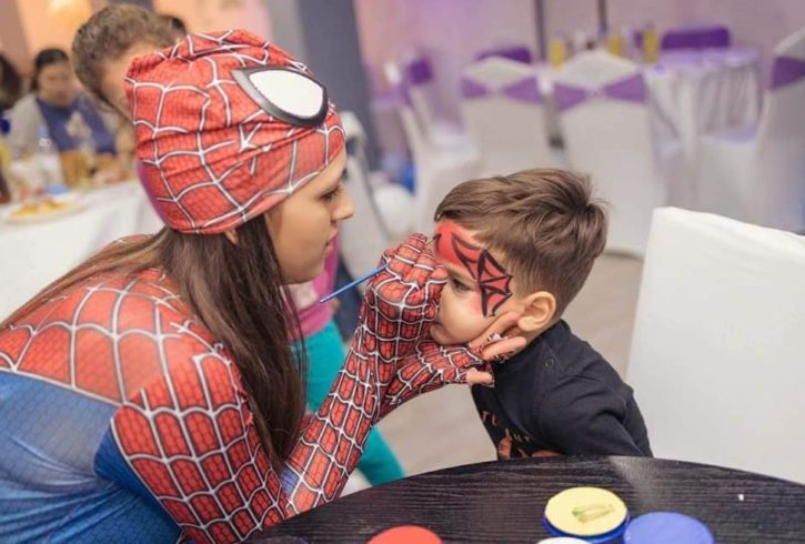 Animatori Romani Pentru Petreceri De Copii In Londra, UK