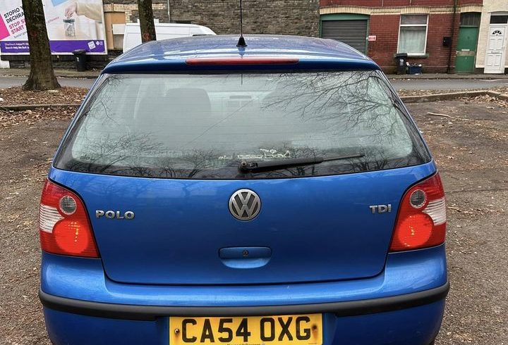 Vand Masina Volkswagen Polo In Newport, Wales, UK