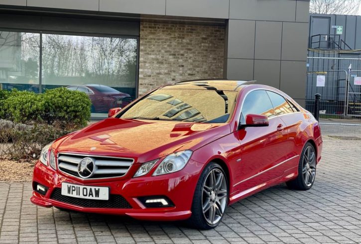 Vand Masina Mercedes-Benz E 250 In Londra, UK