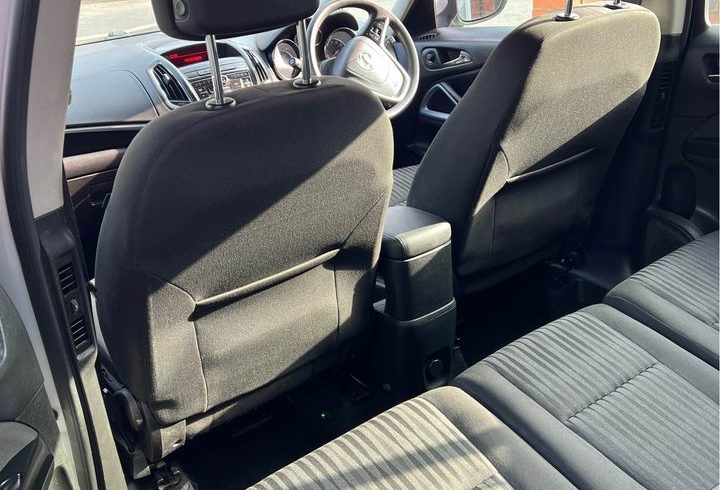 Vand Masina Vauxhall Zafira In Coventry, UK