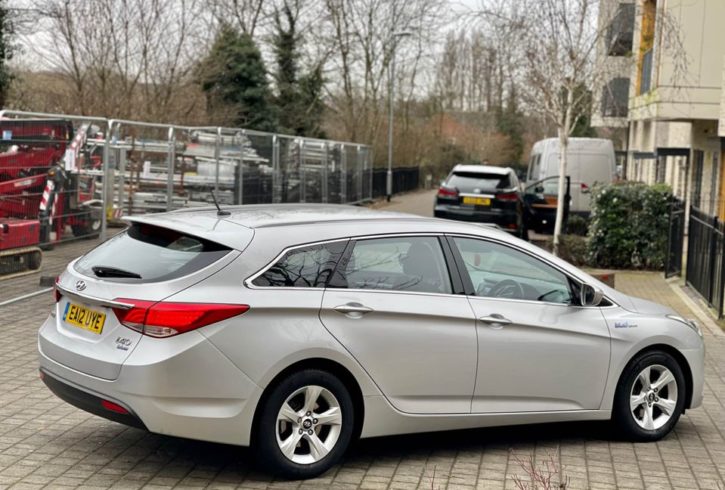 Vand Masina Hyundai i40 In Londra, UK