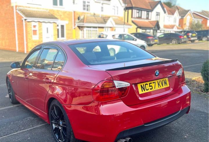 Vand BMW Seria 3 In Coventry, UK