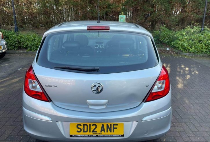 Vand Masina Vauxhall Corsa In Coventry, UK